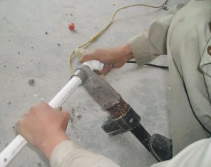 永顺漏水维修电话